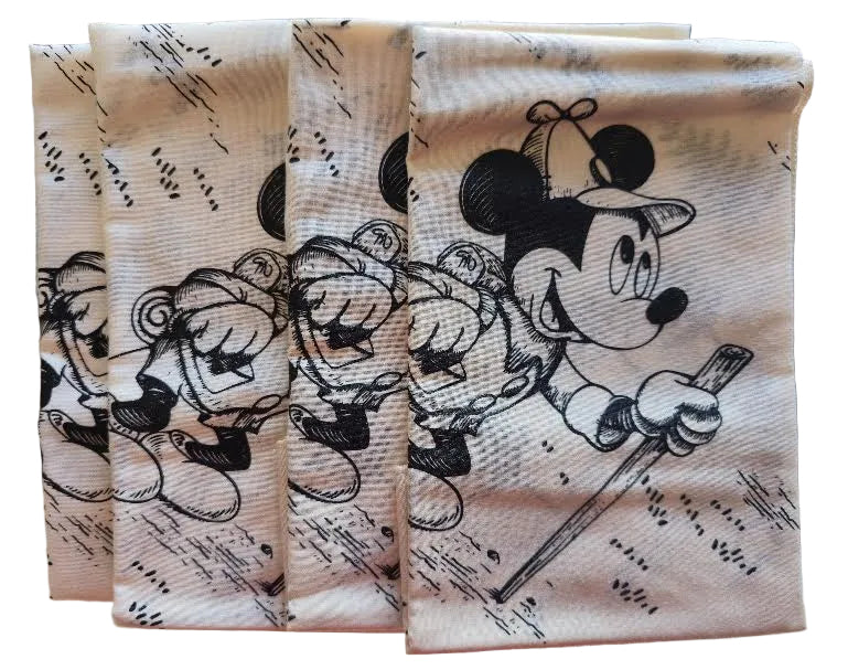 D23 The Official Disney Fan Club 2020 Gold Member Collector Gift Set
