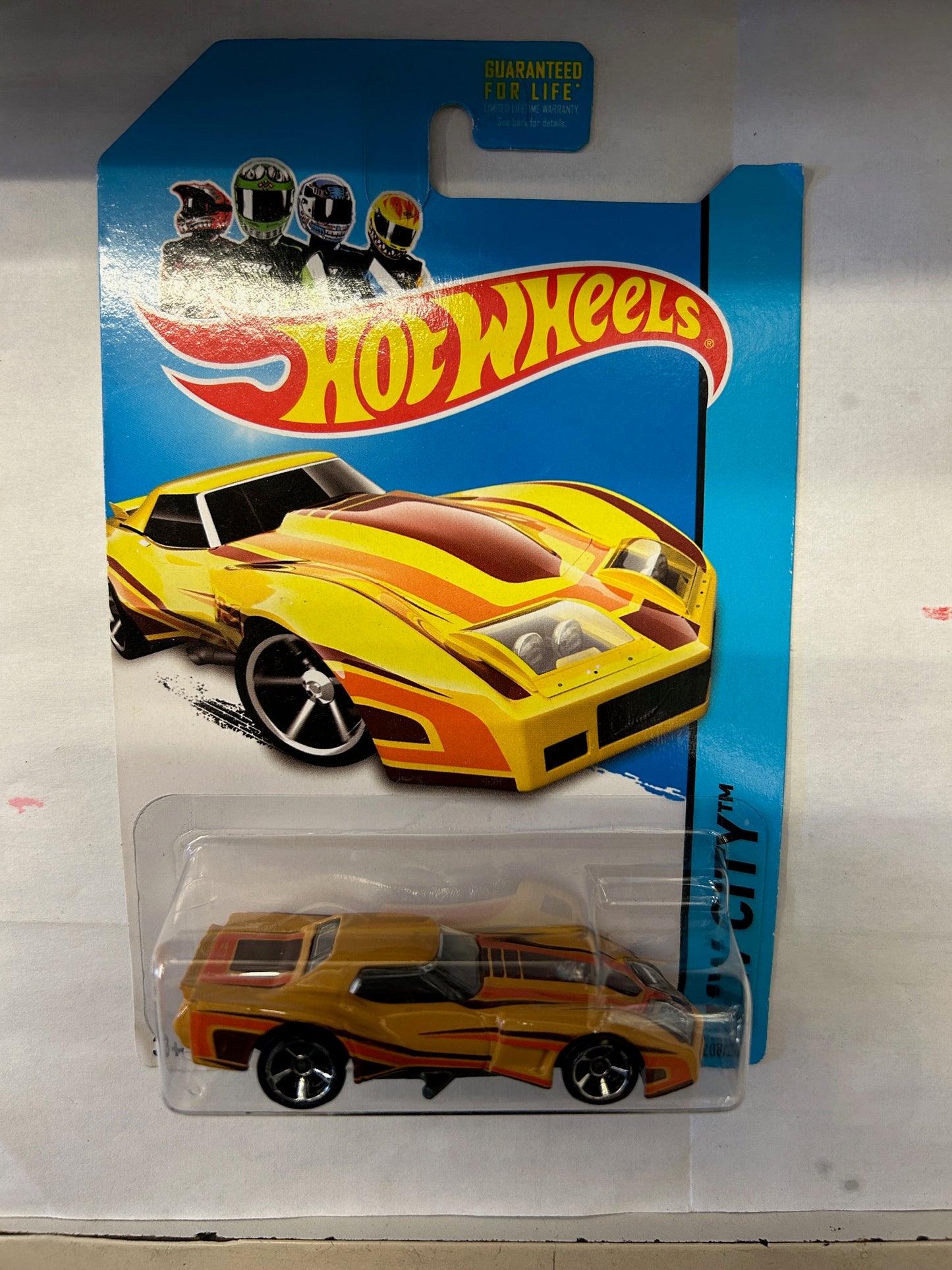 Hot Wheels '76 Greenwood Corvette, HW Race Day 4/10 (Gold) (2013)