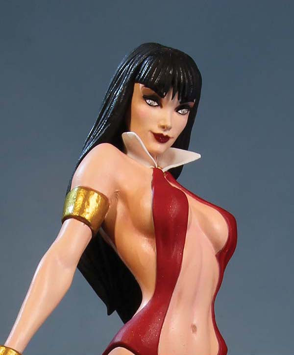 WOMEN OF DYNAMITE: VAMPIRELLA - LIMITED EDITION DIAMOND EYE VARIANT STATUE 2016