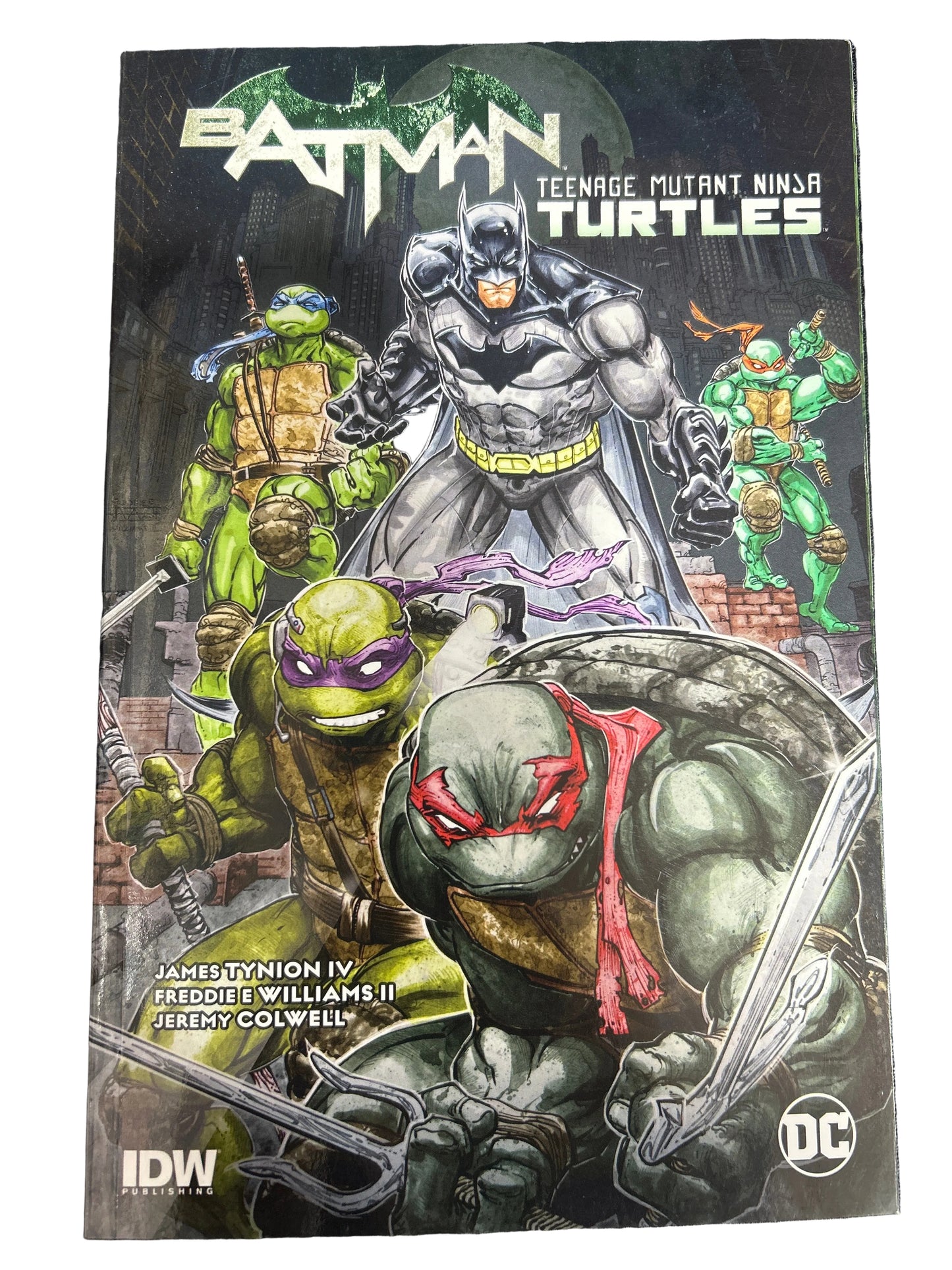 Batman/Teenage Mutant Ninja Turtles TP (2016)