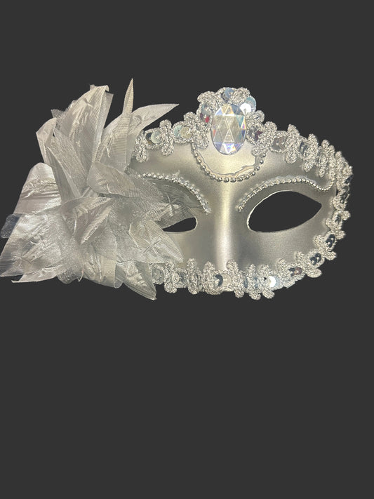 Lily Flower Masquerade Mask (Silver)