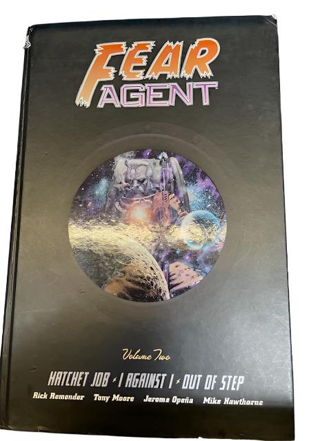 Fear Agent Library Edition Volume 2 Hardcover – April 8, 2014