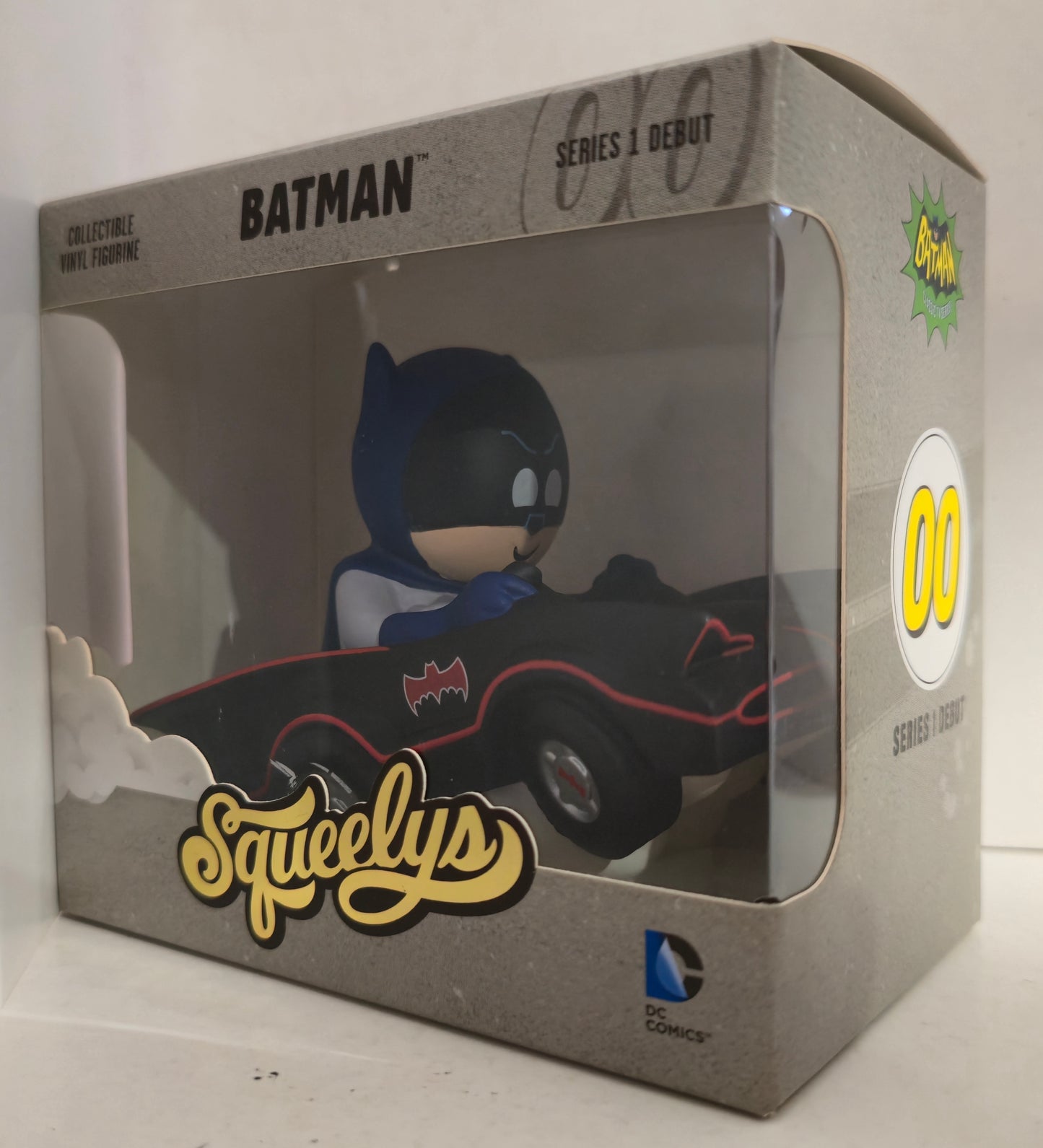 SDCC 2016 Hallmark Squeelys Batman Series 1 Debut Collectible Vinyl Figurine